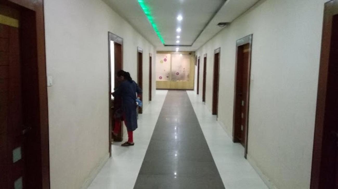 Hotel Vinayak Palace Bilaspur  Ngoại thất bức ảnh