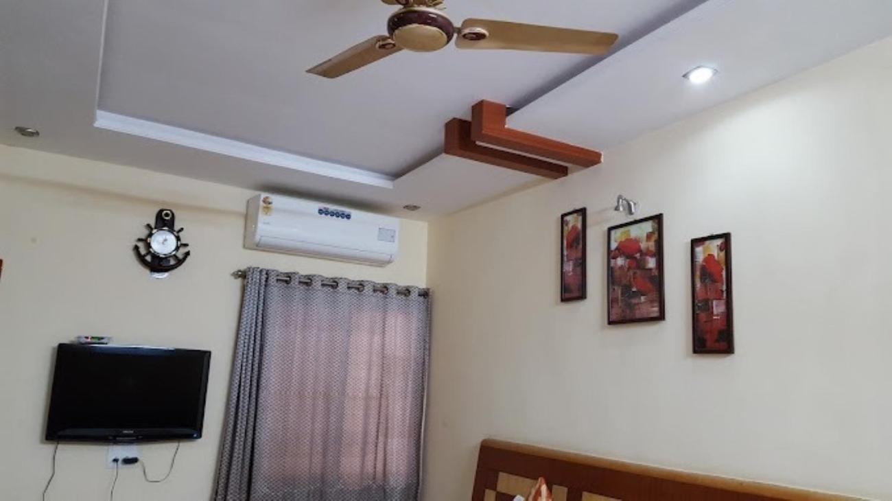 Hotel Vinayak Palace Bilaspur  Ngoại thất bức ảnh