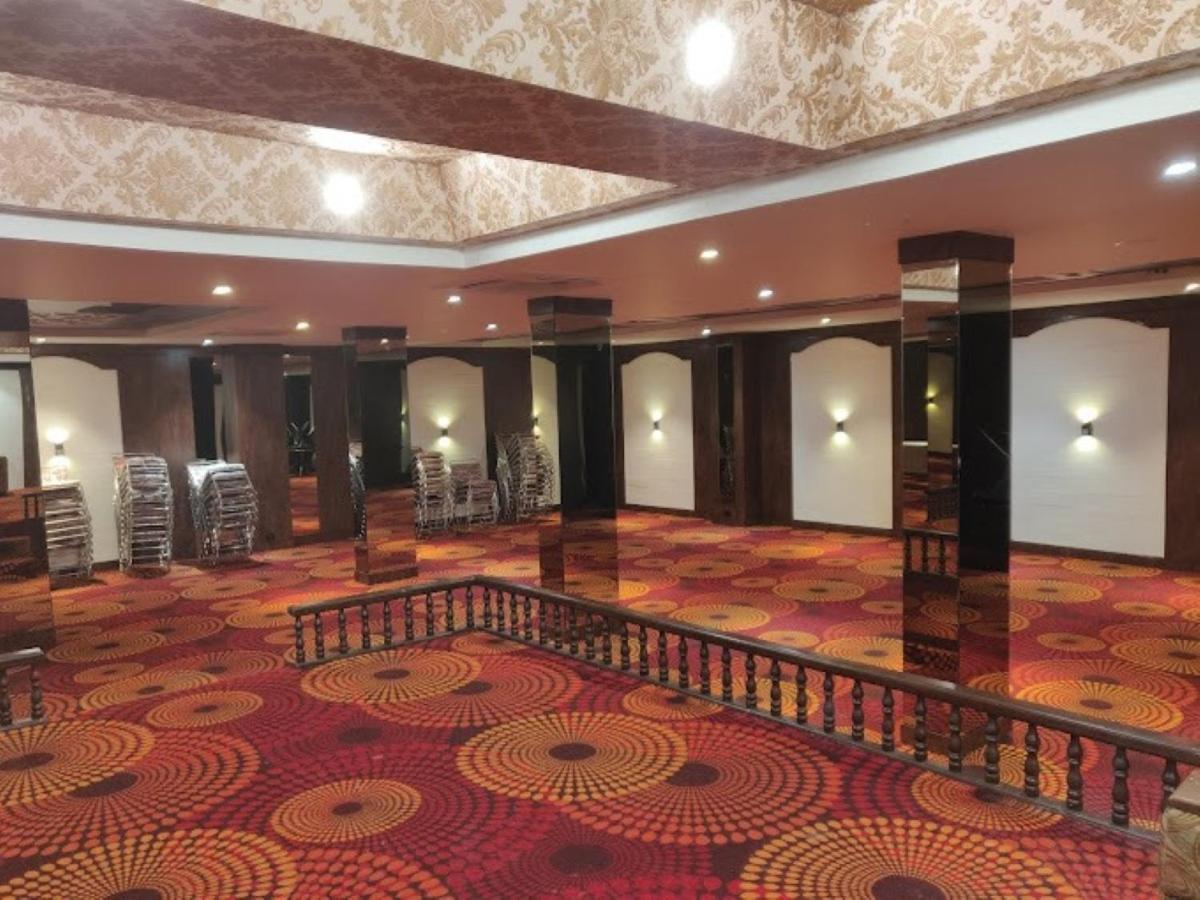 Hotel Vinayak Palace Bilaspur  Ngoại thất bức ảnh